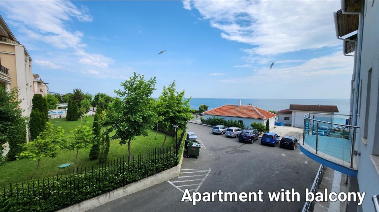 Nushev Hotel Sveti Vlas Exterior photo
