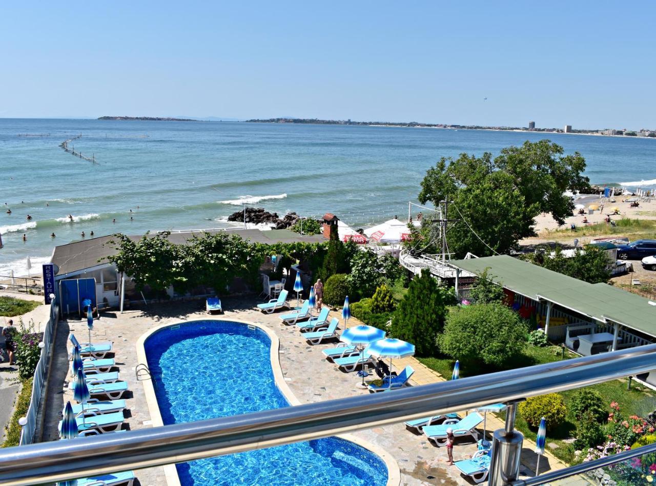 Nushev Hotel Sveti Vlas Exterior photo